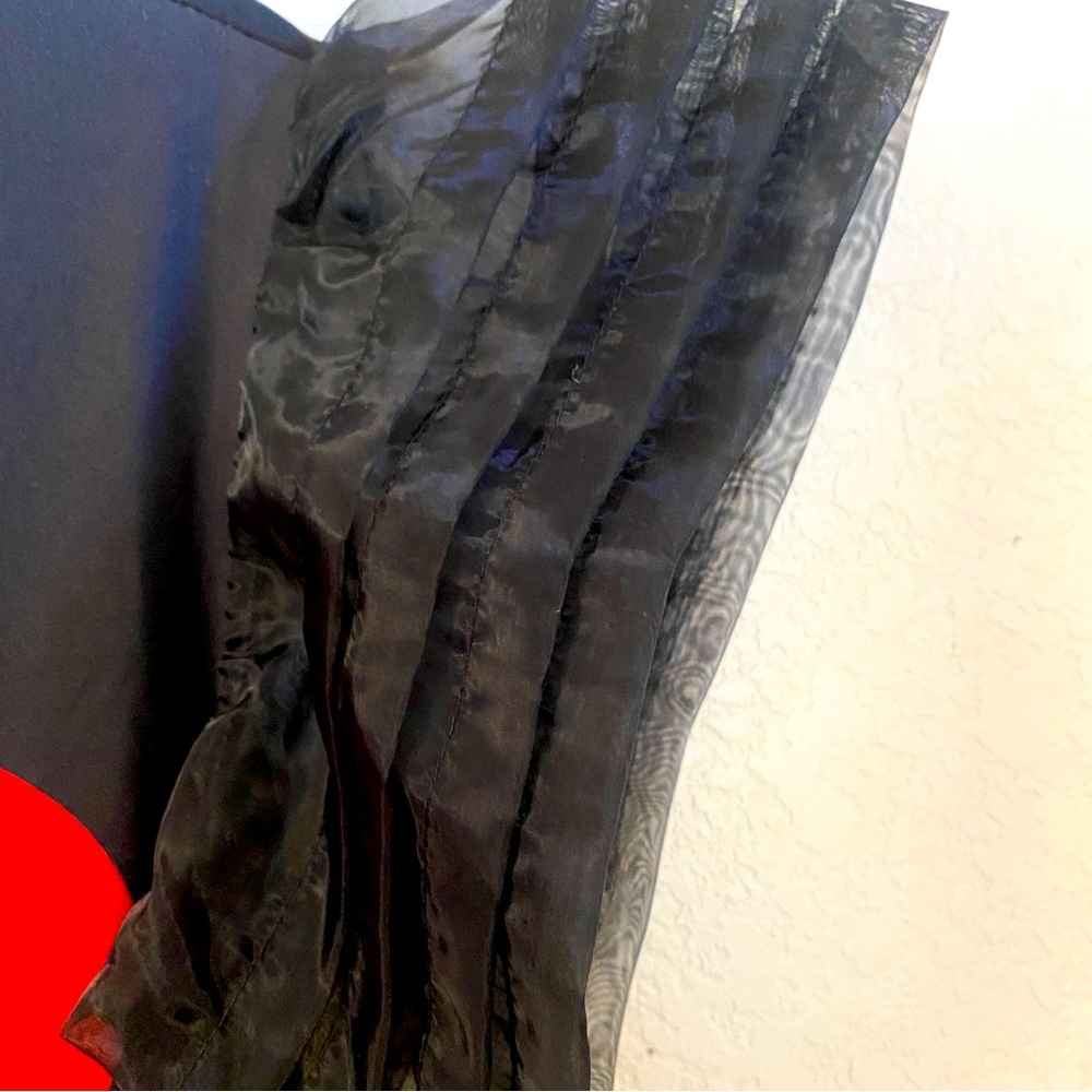 Printed design boutique dress - Picture 2 of 3